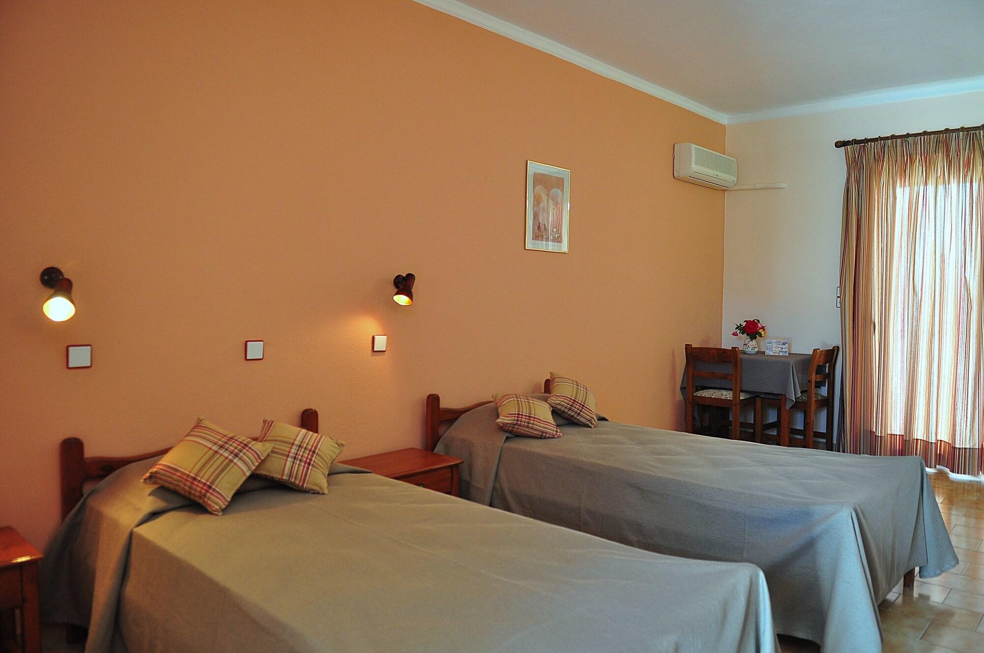 Sandys Studios Apartments And Log Villas Ψαλίδι Εξωτερικό φωτογραφία